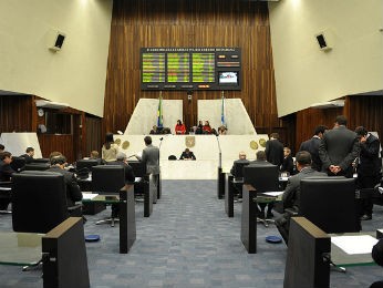 Foram 44 votos contra um na votação da LDO nesta terça-feira (25), na Assembleia Legislativa do Paraná (Foto: Sandro Nascimento / Alep)
