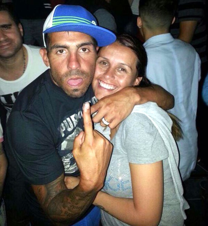 Tevez  (Foto: Reprodução / Twitter)