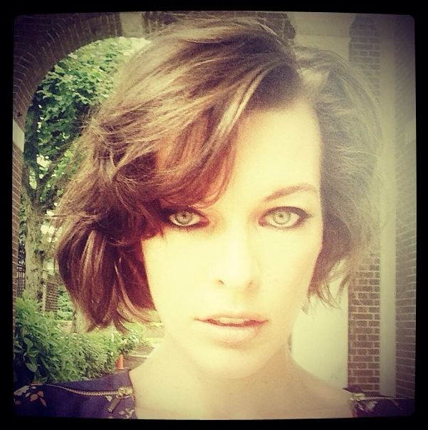 EGO - Milla Jovovich e... Milla Jovovich Instagram