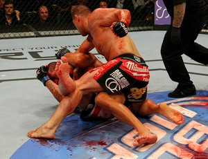UFC146 Cain Velasquez Antonio Silva (Foto: Agência Getty Images)