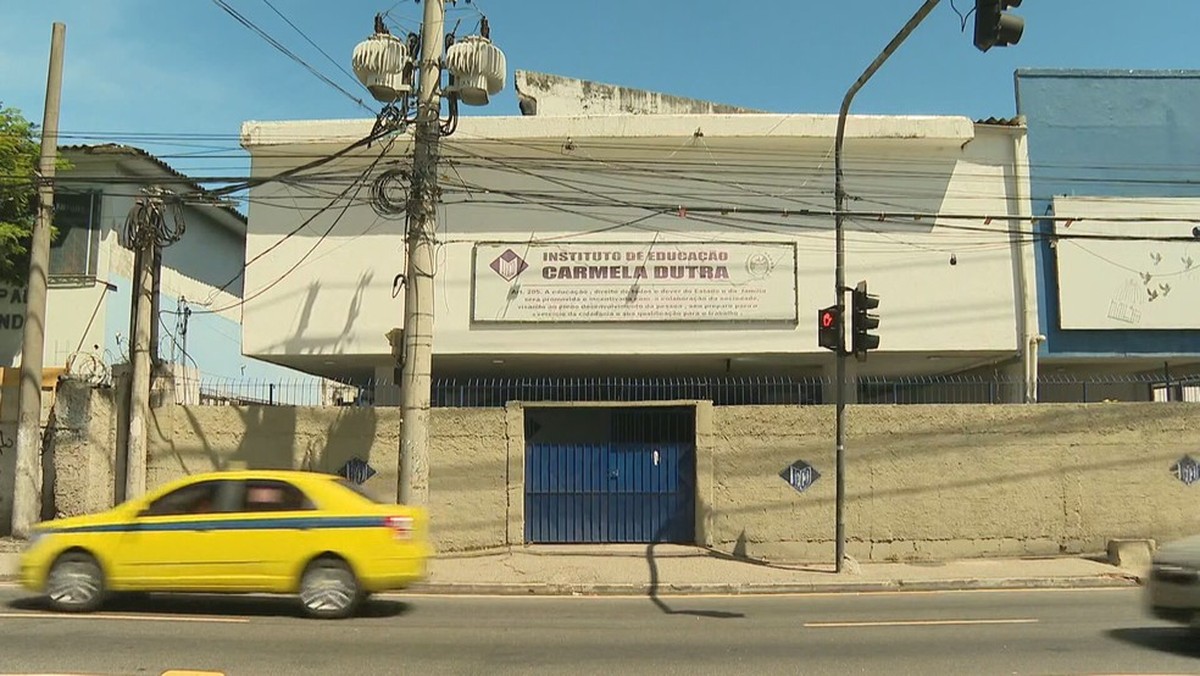 Diretor Do Carmela Dutra Afastado Ap S Alunas Denunciarem Professores Por Ass Dio Sexual