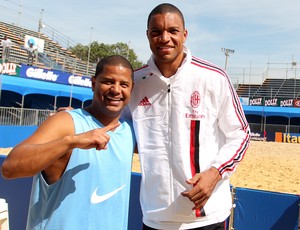 Marcelinho Carioca e Dida Mundialito de Clubes de futebol de areia Represa de Guarapiranga em São Paulo (Foto: Gaspar Nóbrega/Inovafoto)