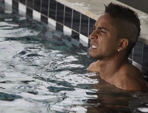 Jorge Henrique Corinthians piscina (Foto: Daniel Augusto Jr. / Ag. Corinthians)