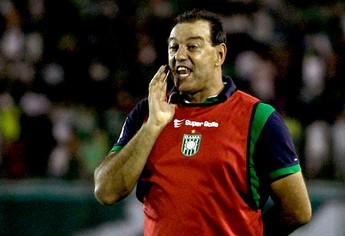 Vitor Hugo técnico demitido do Gama (Foto: Divulgação)