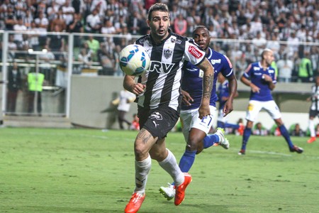 [OFF] Argentino Pratto vira e tira Dátolo da liderança do Troféu Gringo do Ano