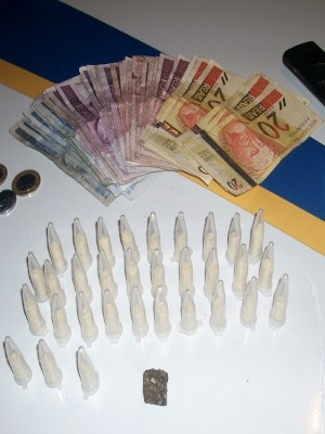 Suspeito negou que os entorpecentes seriam para vender (Foto: Divulgação/Guarda Civil Municipal)