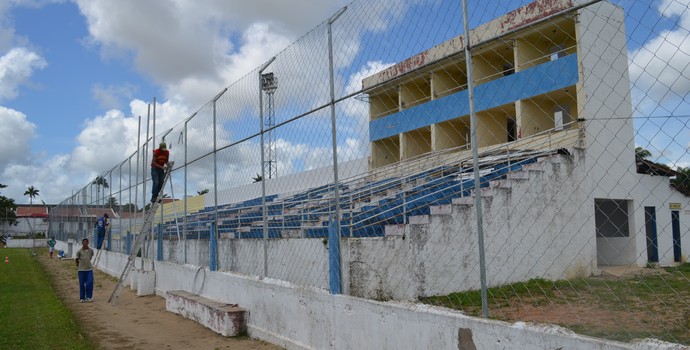 Estádio Teixeirão do Santa Cruz, em Santa Rita (Foto: Amauri Aquino / GloboEsporte.com)