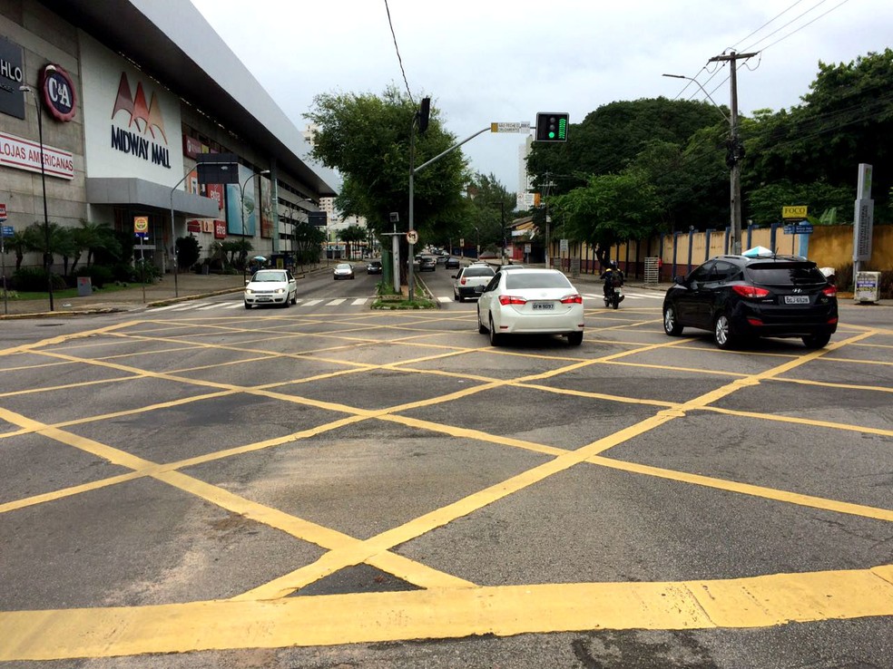 Uma pista da avenida Salgado Filho no sentido Centro/Zona Sul será interditada a partir desta segunda (8) (Foto: Kléber Teixeira/Inter TV Cabugi)