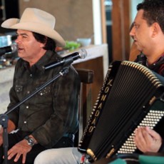 'Sincero amor', com César Menotti e Fabiano e Trio Parada Dura (Foto: G1)