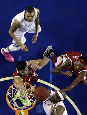 Minas x Paulistano, pelo Novo Basquete Brasil (Foto: Orlando Bento / Minas Tênis Clube)