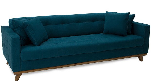 A liquidação da Etna traz o sofá Baroli em Veludo Azul, 3 lugares, de R$ 2.999,90 por R$ 1.999,90 (Foto: Divulgação)