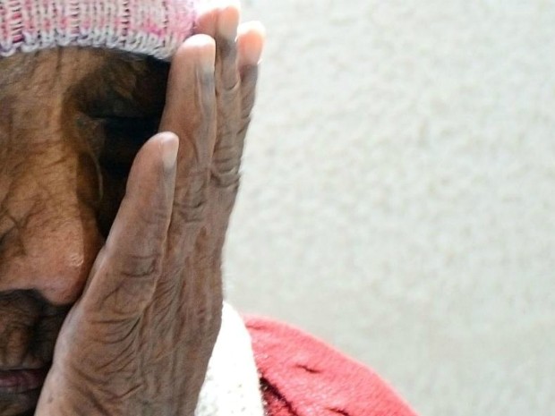 Idosa deixou hospital psiquiátrico após passar mais de 60 anos internada (Foto: Assis Cavalcanti/Secom/Divulgação)