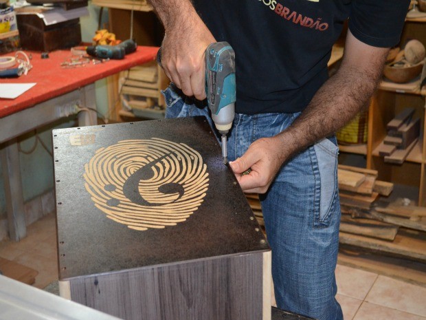 G1 Artes u00e3os s u00e3o convidados para recadastramento em Cacoal, RO notícias em Rond u00f4nia Aparador Com Gavetas Branco ~ G1 Artes u00e3os s u00e3o convidados para recadastramento em Cacoal, RO notícias em Rond u00f4nia