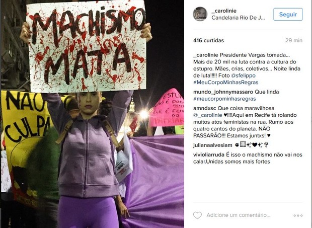 Carolinie Figueiredo fotografa amiga em protesto contra estupro no Rio (Foto: Reprodução/Instagram)