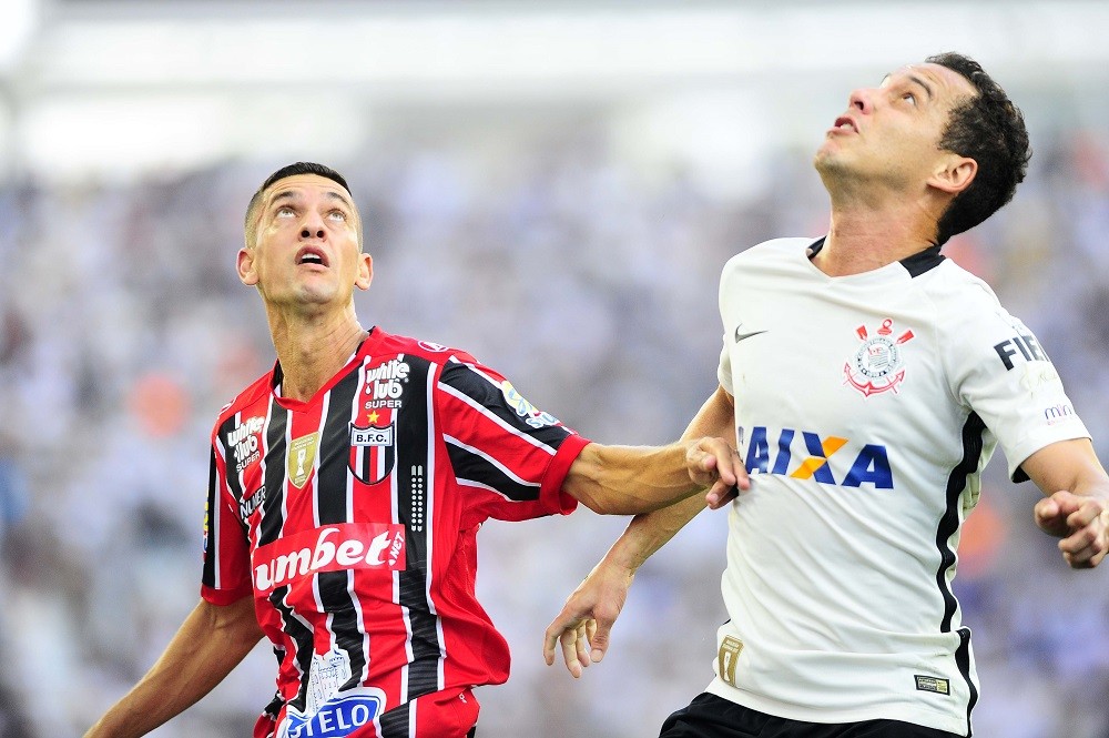 Sem renovação, Corinthians se despede da Caixa diante do Internacional
