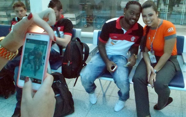 Vagner Love, Chegada do Flamengo em são Paulo  (Foto: Alexandre Vidal / Fla Imagem)