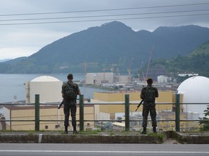 Homens da infantaria estão na Usina Nuclear de Angra (Foto: Divulgação/56ª Batalhão)