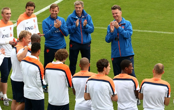 Van Gaal Holanda treino (Foto: André Durão / Globoesporte.com)