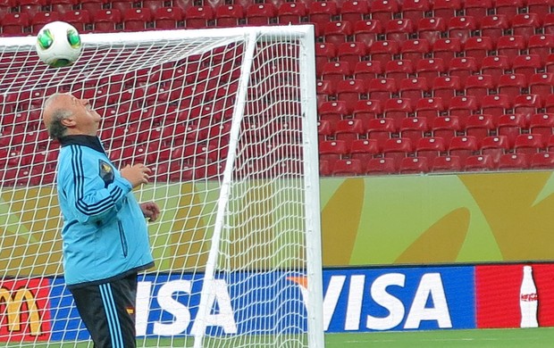 Vicente del Bosque treino Espanha Copa das Confederações (Foto: Edgard Maciel) Vicente del Bosque treino Espanha Copa das Confederações (Foto: Edgard Maciel)