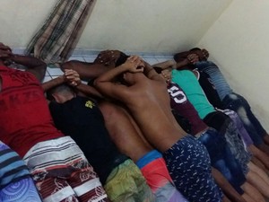 Detentos da Barreto Campelo recapturados em Itamaracá (Foto: PM/Divulgação)