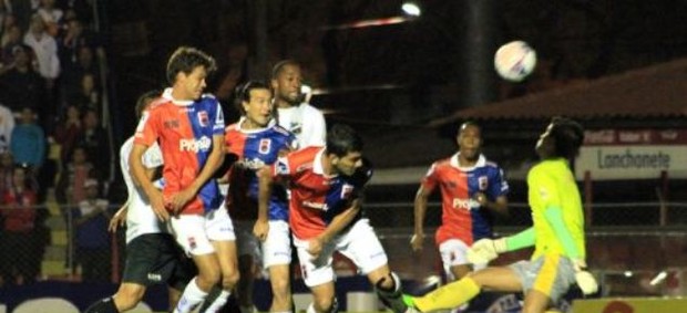 Paraná vence o ABC na Vila Capanema (Foto: Site oficial do Paraná Clube/Divulgação)
