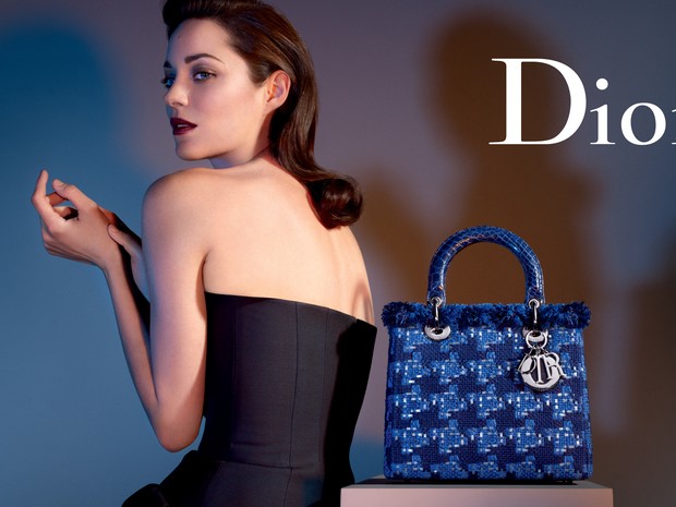 Marion Cotillard posa para a Dior (Foto: Divulgação)