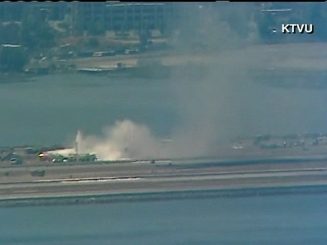 acidente avião San Francisco (Foto: Reprodução/KTVU/CNN)