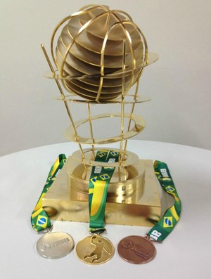 Troféu de campeão do Novo Basquete Brasil (Foto: Reprodução Facebook)