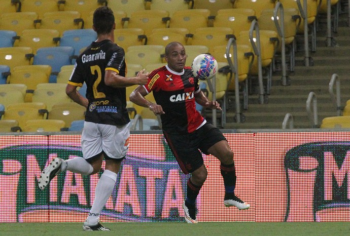 Anderson Pico, Flamengo x Volta Redonda, Maracanã (Foto: Gilvan de Souza/Fla Imagem)