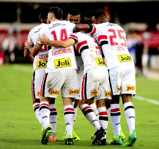 Linense x São Paulo (Foto: Marcos Ribolli)