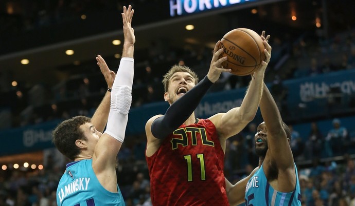 Trio quebra recorde, e Spurs batem os Celtics; Atlanta vence os