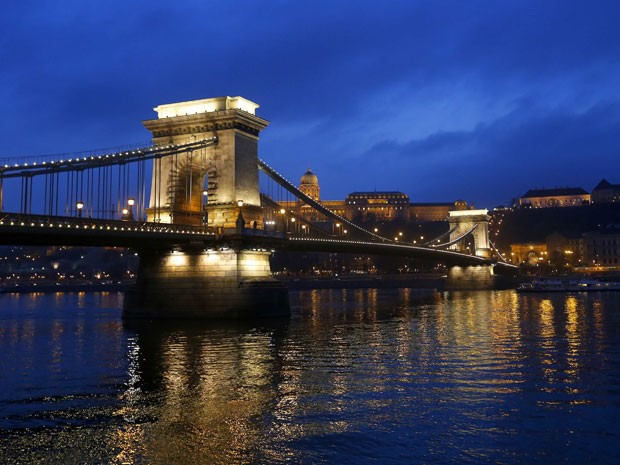 Ponte no Rio Danúbio em Budapeste (Foto: Laszlo Balogh/Reuters)