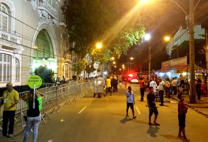 Polícia minimiza ameaça na web, mas reforça efetivo de Vasco x Corinthians