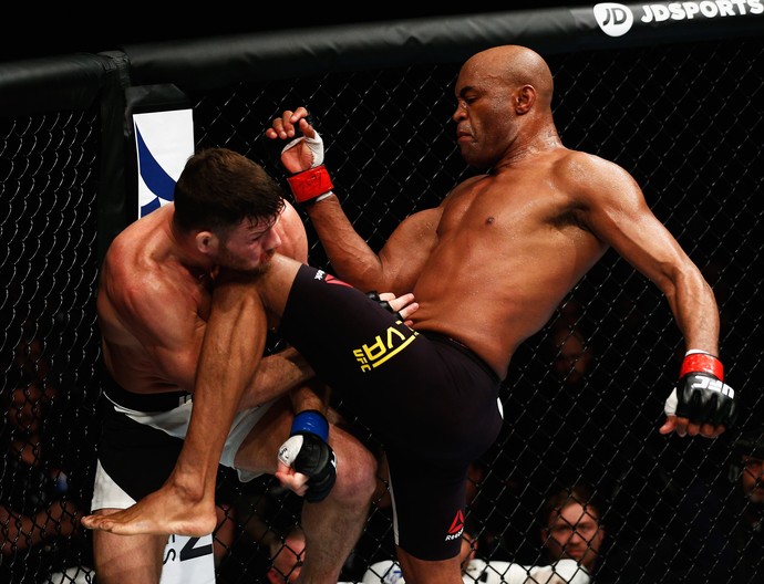 Anderson Silva x Michael Bisping (Foto: Getty Images)