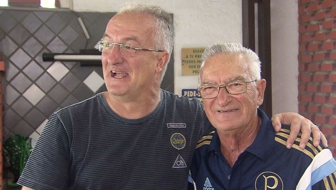 Veteranos de Santos e Palmeiras realizam jogo de confraternização