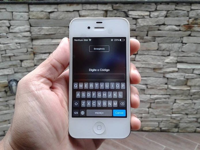 Como aumentar o número de caracteres do bloqueio por código do iOS? (Foto: Marvin Costa/TechTudo)