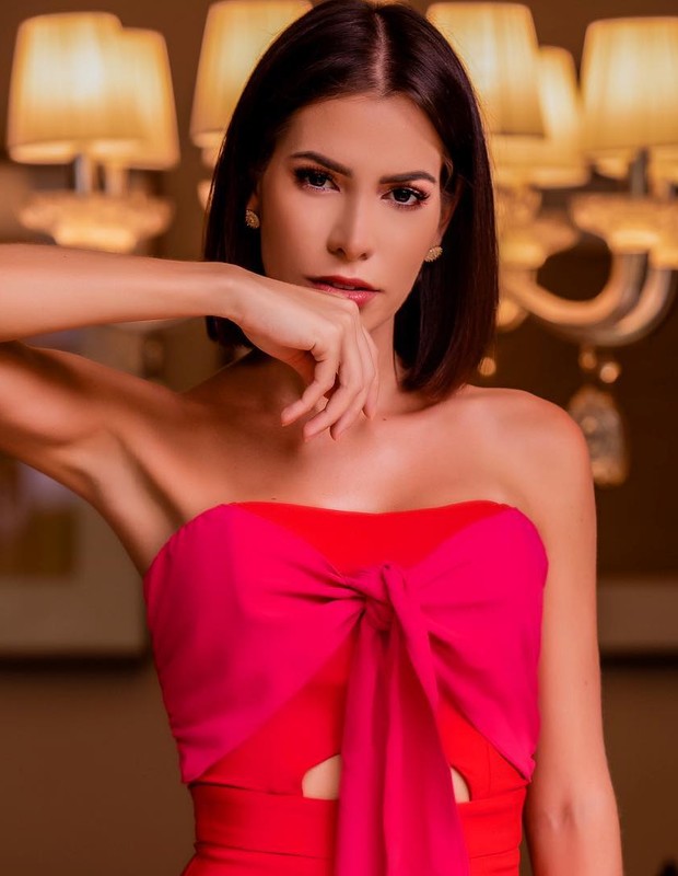 Adriana Sant’Anna (Foto: Reprodução/Instagram) Adriana Sant’Anna (Foto: Reprodução/Instagram)