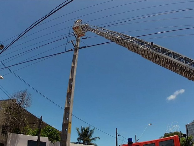 G1 Morre Eletricista Que Sofreu Descarga Elétrica Em Serviço Em Fortaleza Notícias Em Ceará 5532