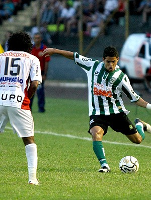 denis coritiba jóia (Foto: Divulgação / Site oficial do Coritiba)