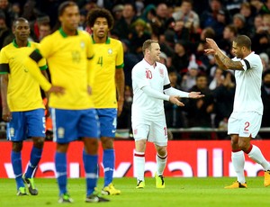 Rooney comemora gol da Inglaterra contra o Brasil  (Foto: Getty Images)