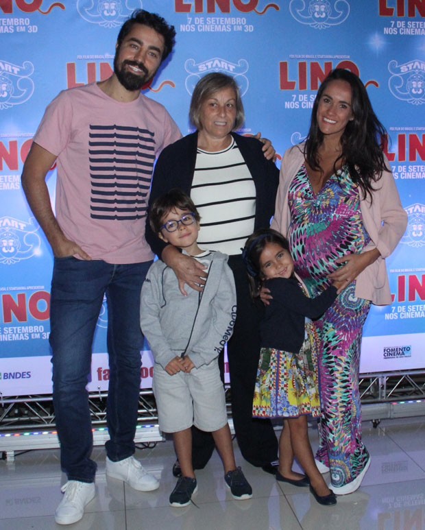 Ricardo Pereira e família (Foto: Wallace Barbosa/AgNews) Ricardo Pereira e família (Foto: Wallace Barbosa/AgNews)