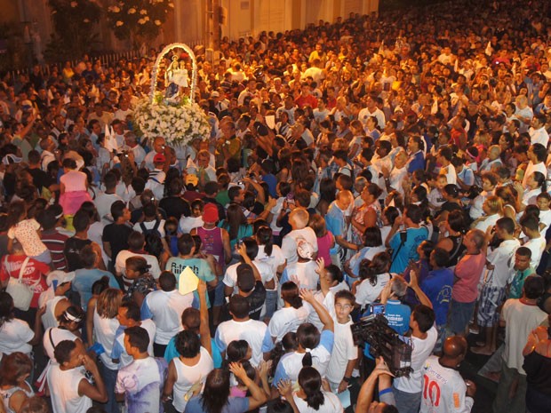 Cerca de 300 mil romeiros tomam conta da Avenida João Machado, em João Pessoa, para homenagear Nossa Senhora da Penha (Foto: Jorge Machado/G1)