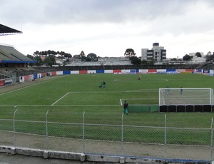 Estádio Vila Olímpica Boqueirão (Foto: Fernando Martins)