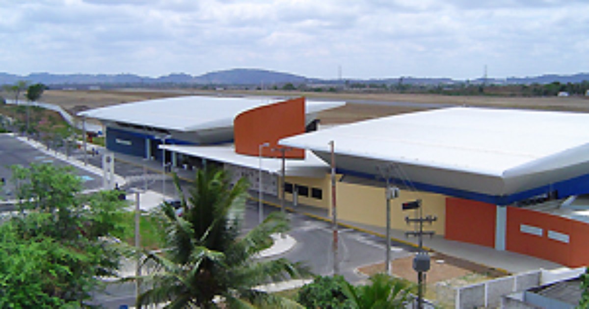 G1 - Prédios podem ameaçar segurança no aeroporto de Campina Grande