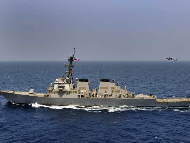 Destróier USS McFaul, em imagem feita no Mar da Arábia em 3 de maio de 2012. (Foto: Marinha dos EUA / AP Photo )