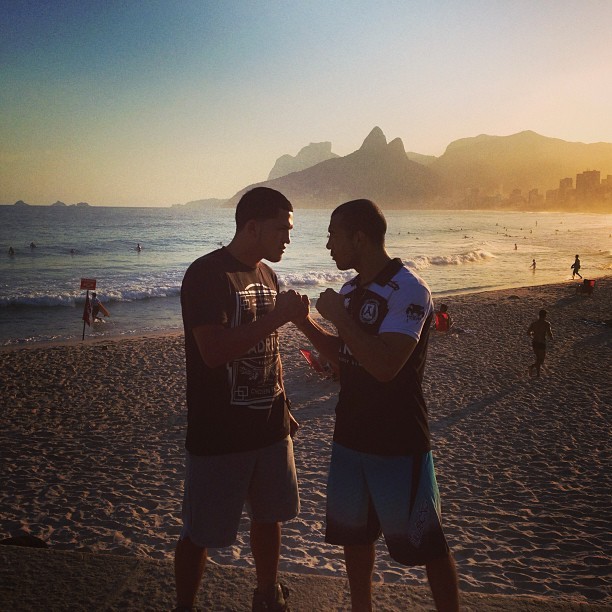 José Aldo Anthony Pettis UFC 163 Rio de Janeiro (Foto: Reprodução/Facebook)