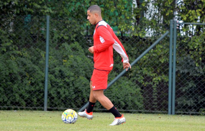 Ytalo será substituto de Ganso (Foto: Érico Leonan / saopaulofc.net)