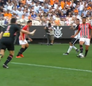 Redação AM: repórter sugere 