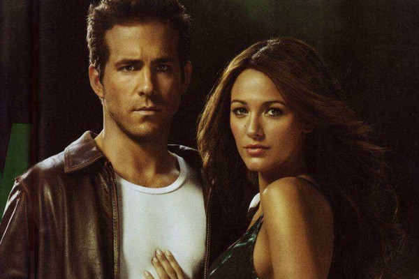 Um super-amor! Ryan Reynolds e Blake Lively formaram par em &#39;Lanterna Verde&#39; (2011), começaram a namorar naquela época, se casaram no ano seguinte e estão unidos desde então. (Foto: Reprodução)