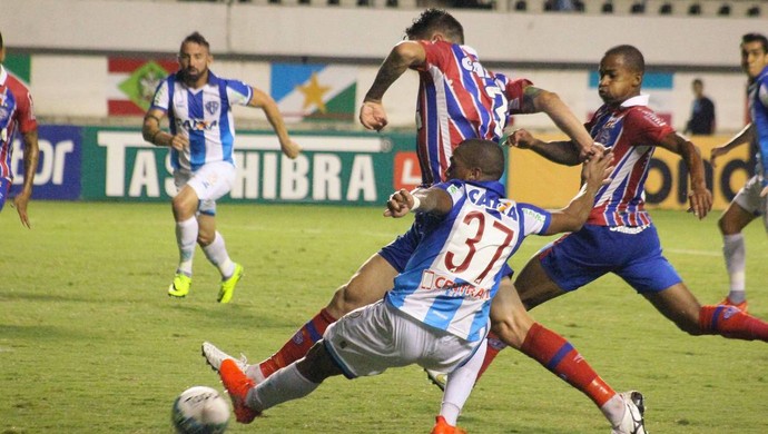 Marcação forte foi uma das marcas do Paysandu na vitória contra o Bahia (Foto: Fernando Torres/Ascom Paysandu)